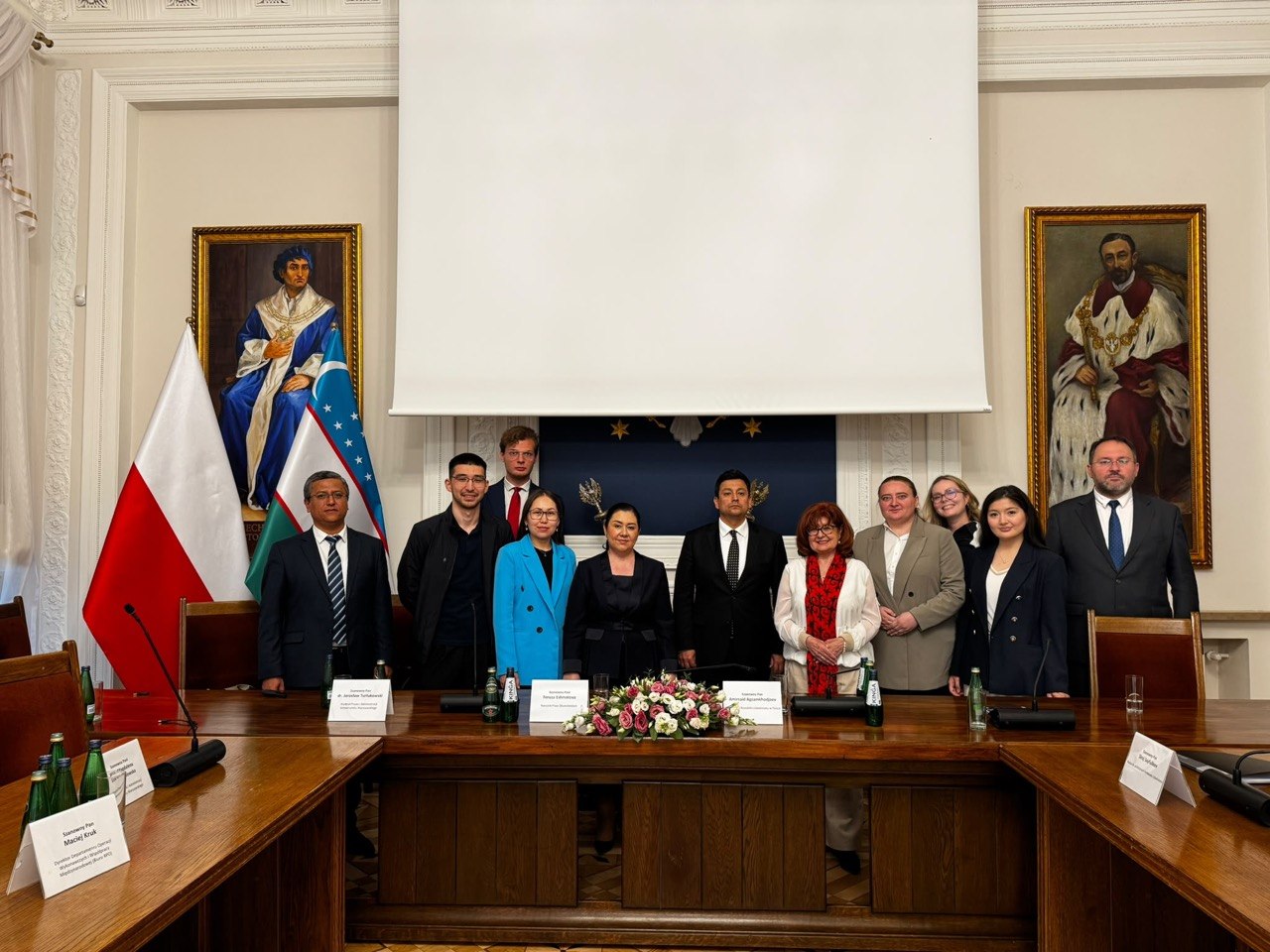 Sala Senatu UW Ambasada Republiki Uzbekistanu